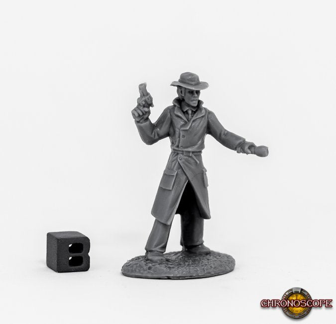 Max Graves Pulp Investigator, Reaper miniatures.  Plastic 25mm heroic scale unpainted.